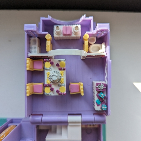 Rare Vintage 1993 Bluebird Polly Pocket Wedding Chapel Compact Only - Picture 7 of 9